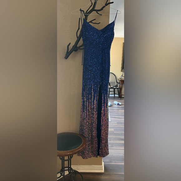 CITY VIBES PROM DRESS - Picture 8 of 12